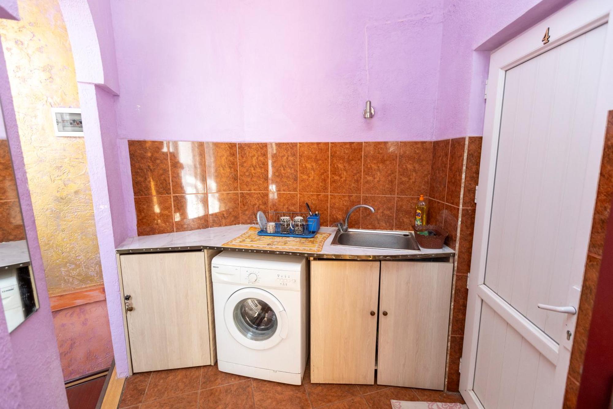Homestay In Tbilisi Center Gm Luaran gambar