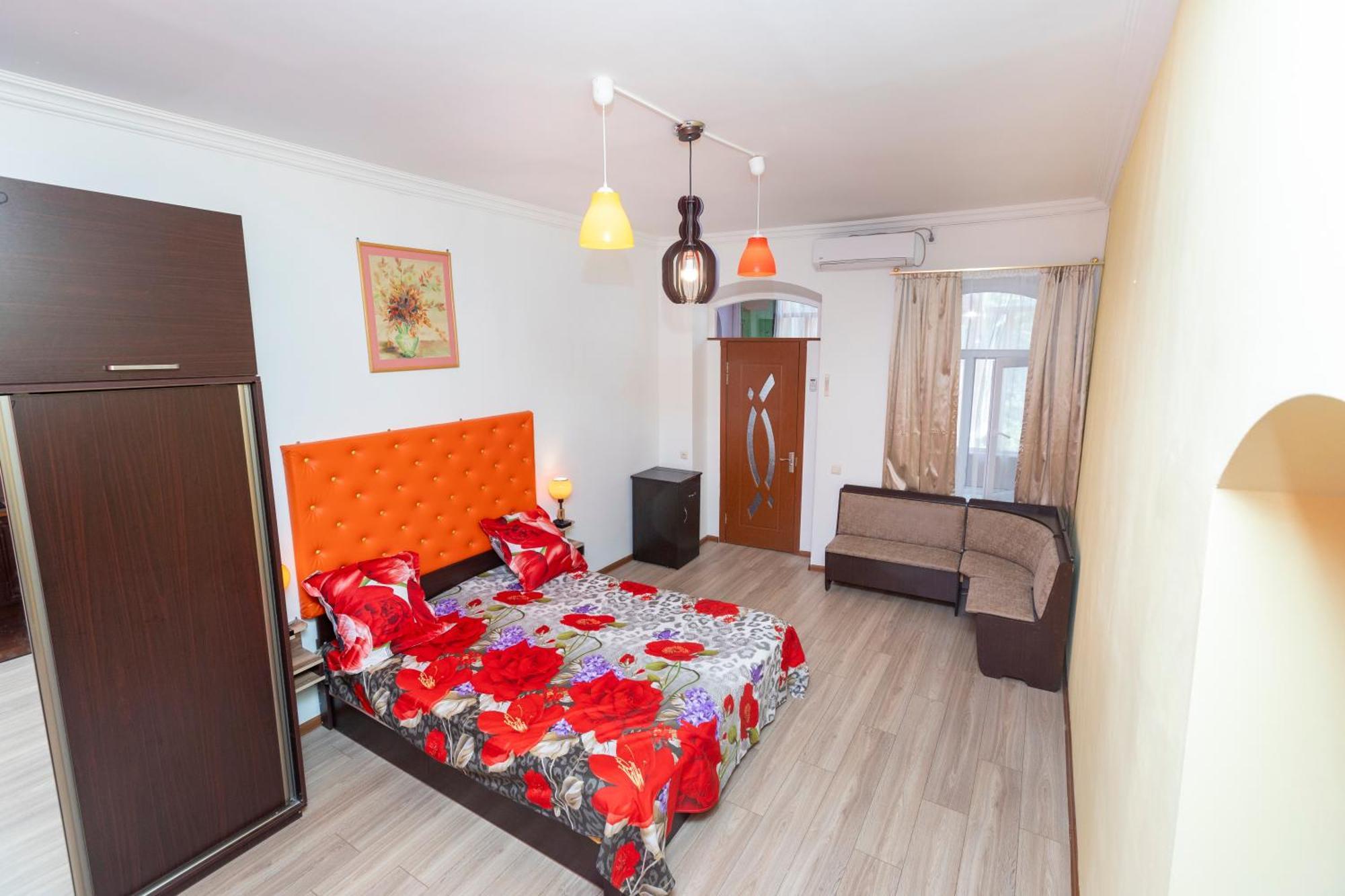 Homestay In Tbilisi Center Gm Luaran gambar